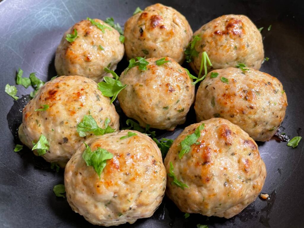 Healthy Baked Turkey Meatballs Recipe (Low Fat)