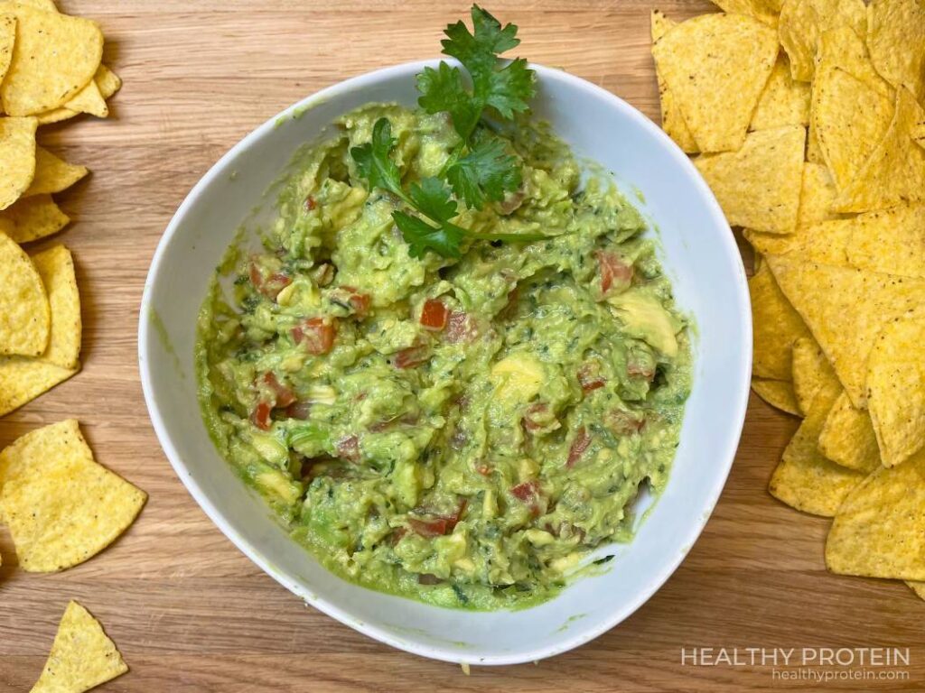 Guacamole retsept – lihtne mehhikopärane avokaado määre