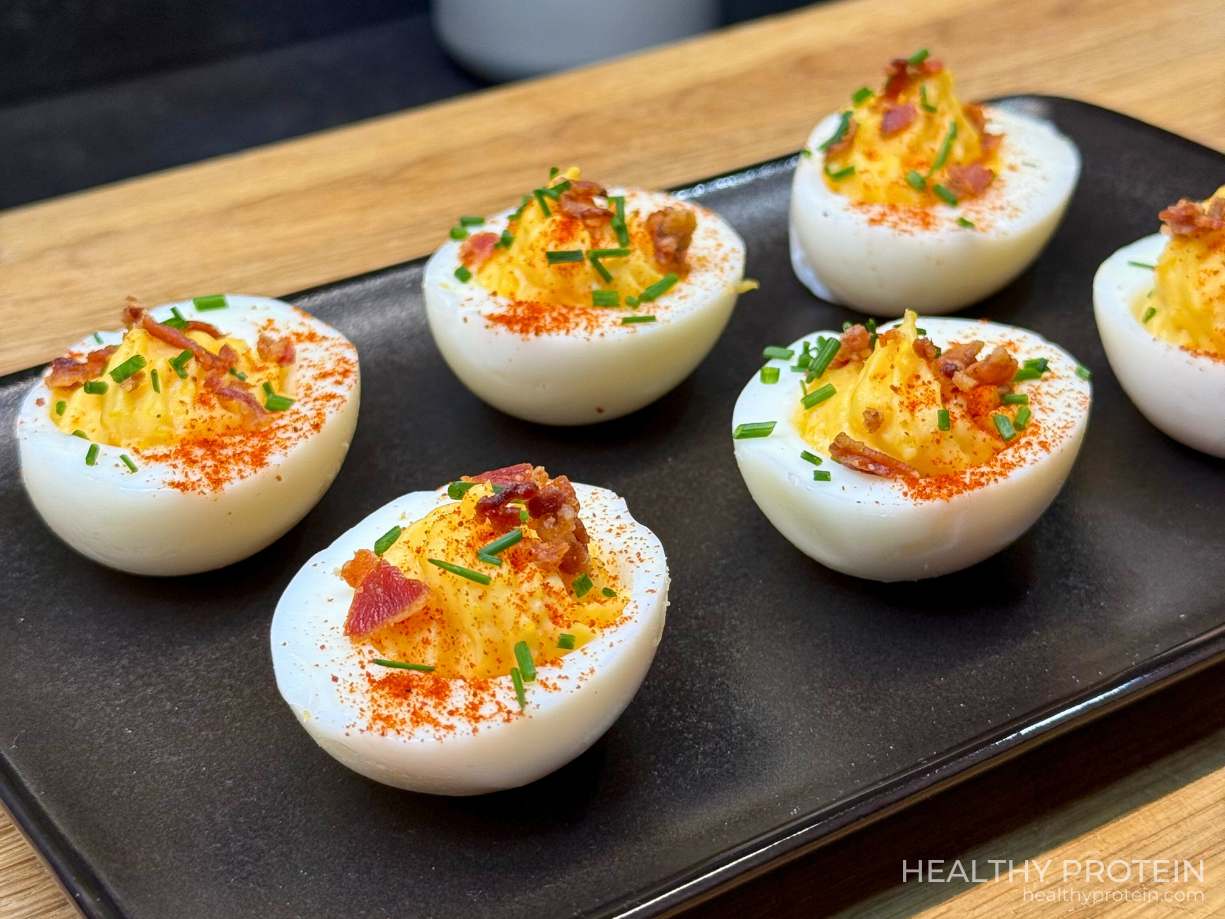 deviled eggs with bacon